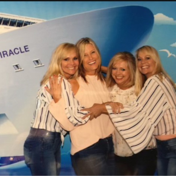 Meet your Posher, Eva - Picture 4 of 8